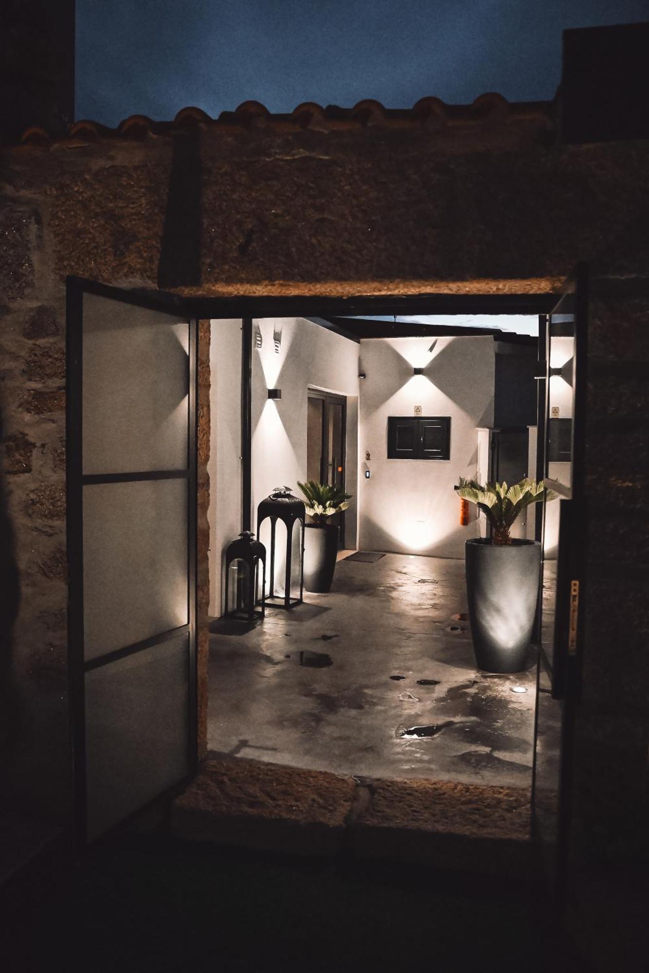 Paducho Studios Valpaços Exteriér fotografie